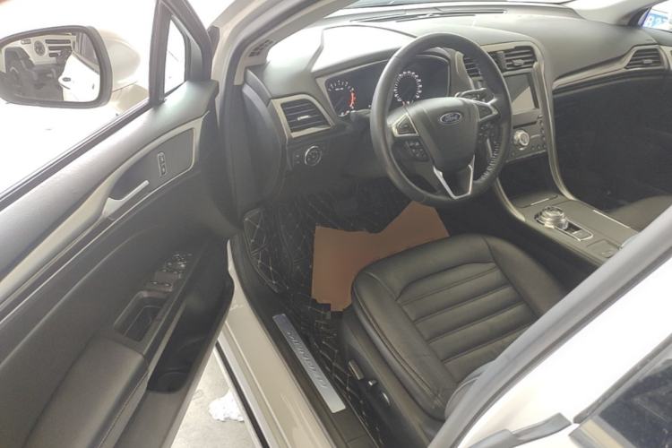 Used Ford Mondeo 2017 Facelifted EcoBoost 180 Fashion Edition Driver Seat