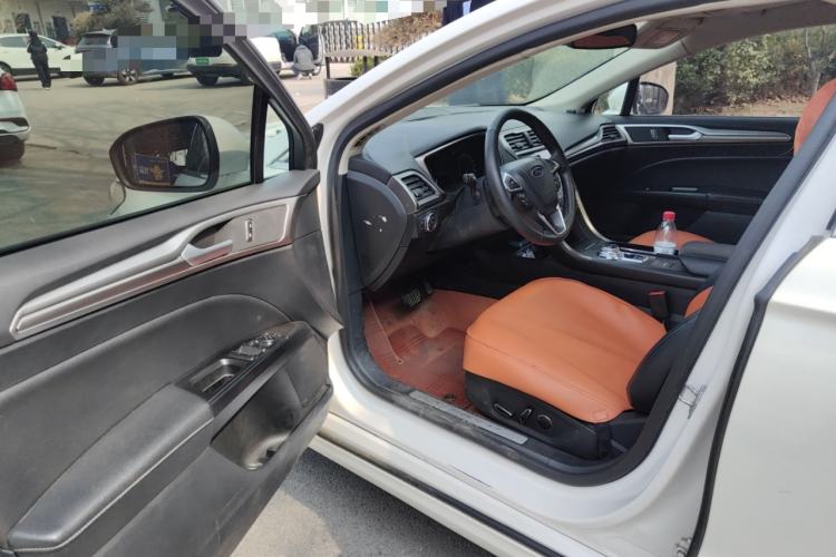 Used Ford Mondeo 2017 EcoBoost 180 Stylish Model Driver Seat