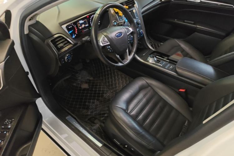 Used Ford Mondeo 2017 EcoBoost 180 Stylish Model Driver Seat