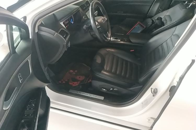 Used Ford Mondeo 2017 EcoBoost 180 Stylish Model Driver Seat