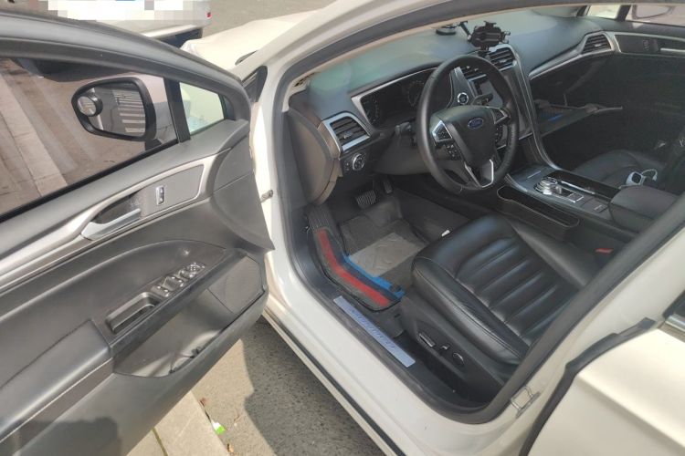 Used Ford Mondeo 2017 EcoBoost 180 Stylish Model Driver Seat