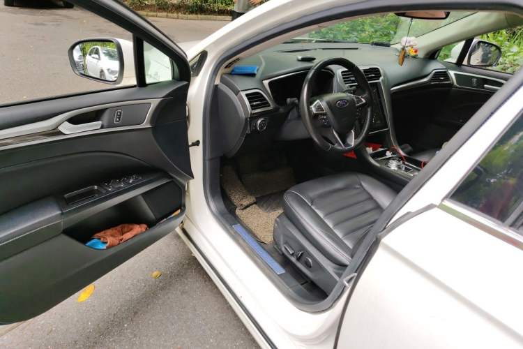 Used Ford Mondeo 2017 Facelifted EcoBoost 180 Fashion Edition Driver Seat