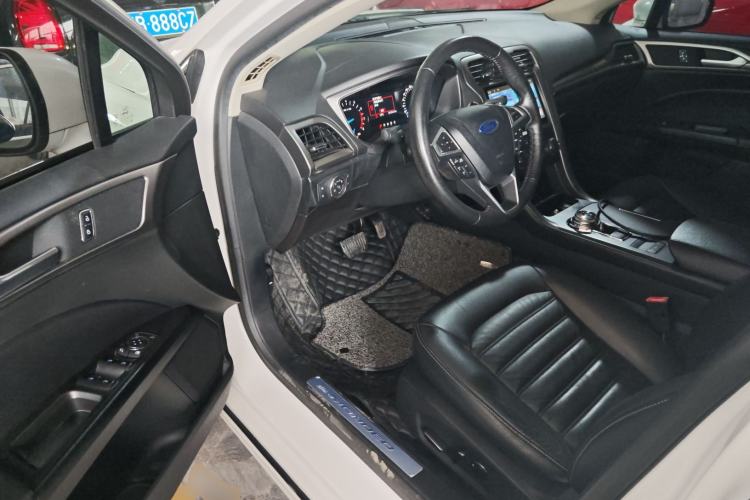 Used Ford Mondeo 2017 EcoBoost 180 Stylish Model Driver Seat