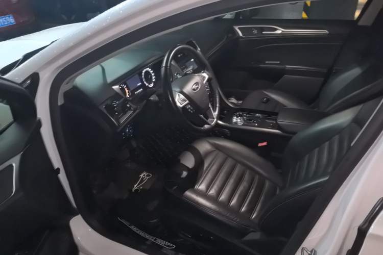 Used Ford Mondeo 2017 EcoBoost 200 Stylish Model Driver Seat
