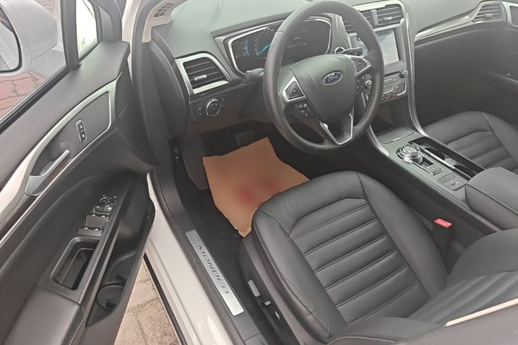 Used Ford Mondeo 2017 EcoBoost 180 Luxury Model Driver Seat