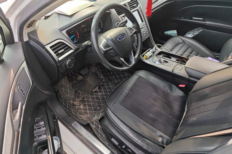 Used Ford Mondeo 2017 EcoBoost 180 Stylish Model Driver Seat
