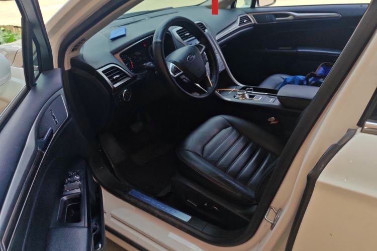 Used Ford Mondeo 2017 EcoBoost 180 Stylish Model Driver Seat