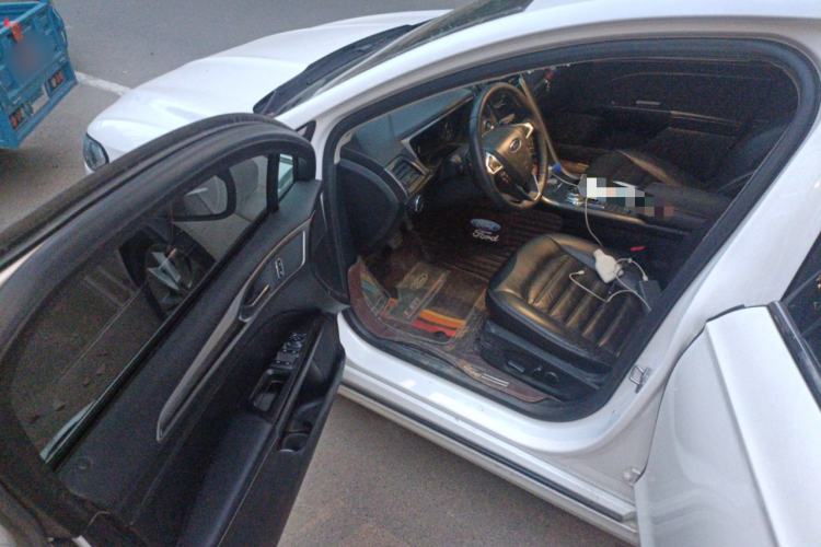 Used Ford Mondeo 2017 EcoBoost 180 Stylish Model Driver Seat