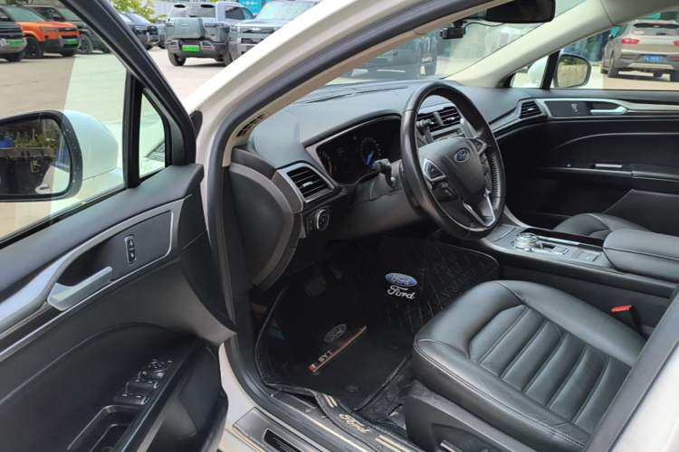 Used Ford Mondeo 2017 EcoBoost 180 Stylish Model Driver Seat