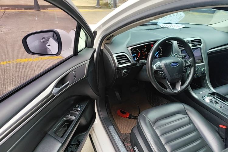 Used Ford Mondeo 2017 EcoBoost 180 Stylish Model Driver Seat