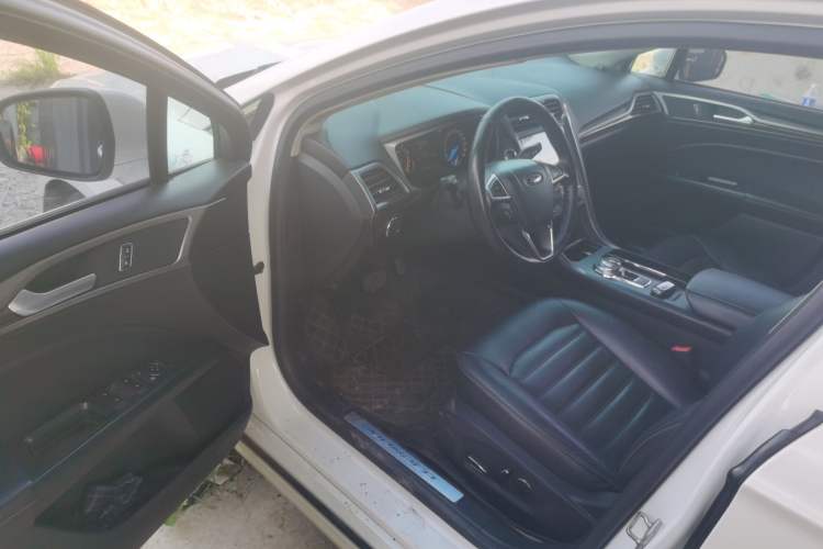 Used Ford Mondeo 2017 EcoBoost 200 Stylish Model Driver Seat