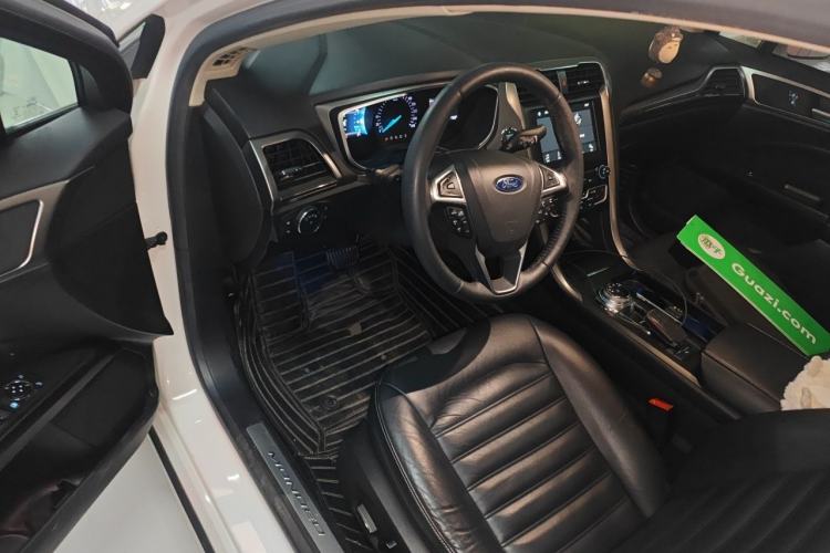 Used Ford Mondeo 2017 EcoBoost 180 Luxury Model Driver Seat
