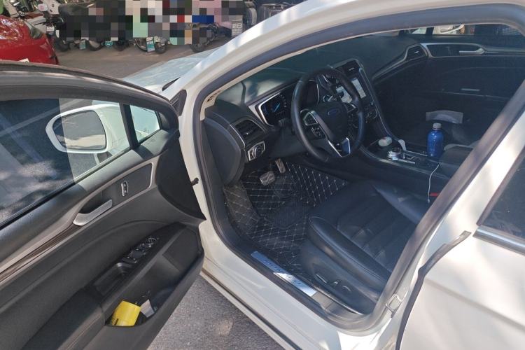 Used Ford Mondeo 2017 EcoBoost 200 Luxury Model Driver Seat