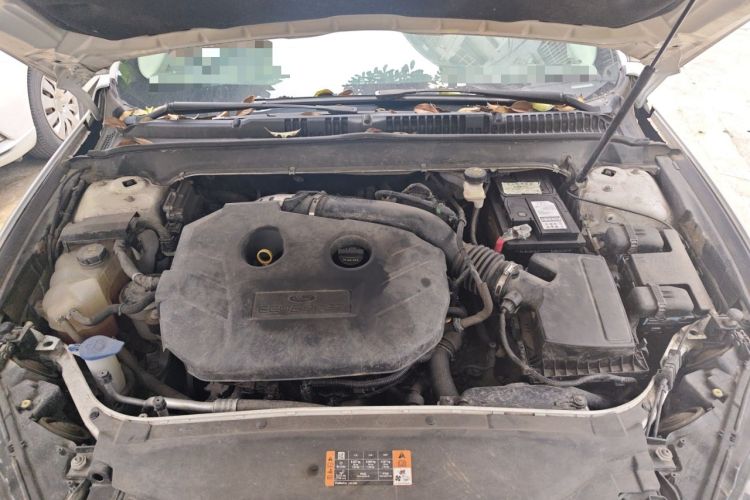 Used Ford Mondeo 2017 EcoBoost 200 Stylish Model Engine Bay