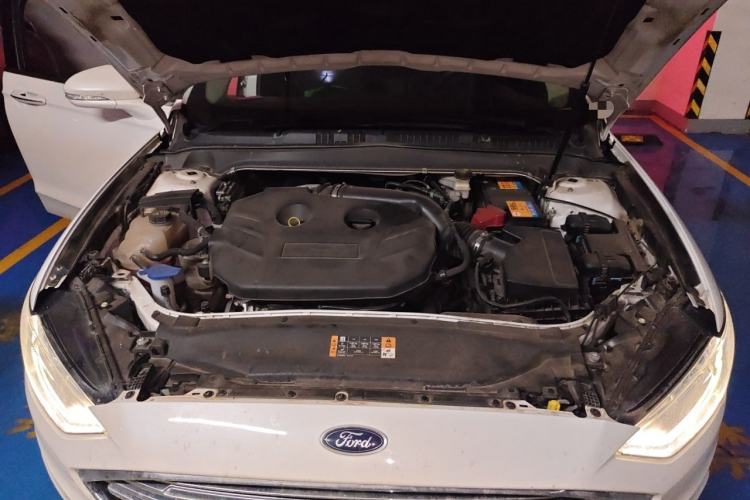 Used Ford Mondeo 2017 EcoBoost 200 Stylish Model Engine Bay