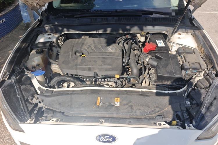 Used Ford Mondeo 2017 EcoBoost 180 Luxury Model Engine Bay