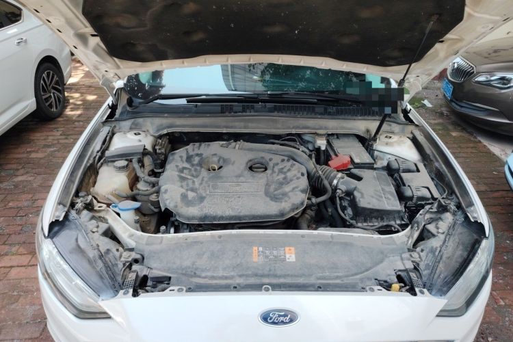 Used Ford Mondeo 2017 EcoBoost 200 Stylish Model Engine Bay