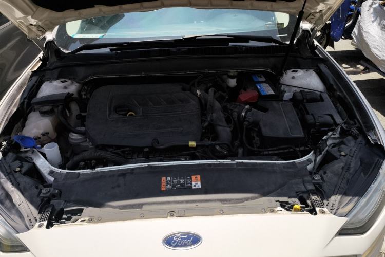 Used Ford Mondeo 2017 EcoBoost 180 Stylish Model Engine Bay