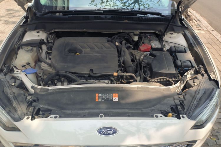 Used Ford Mondeo 2017 EcoBoost 180 Stylish Model Engine Bay
