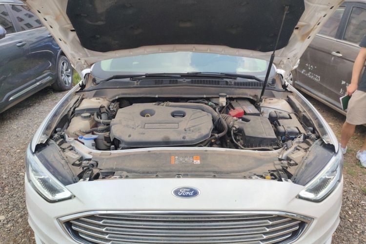 Used Ford Mondeo 2017 Facelifted EcoBoost 200 Luxury Version Engine Bay