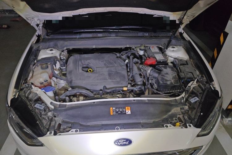 Used Ford Mondeo 2017 EcoBoost 180 Luxury Model Engine Bay