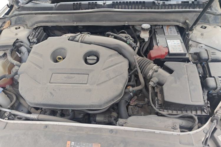 Used Ford Mondeo 2017 EcoBoost 245 Flagship Model Engine Bay