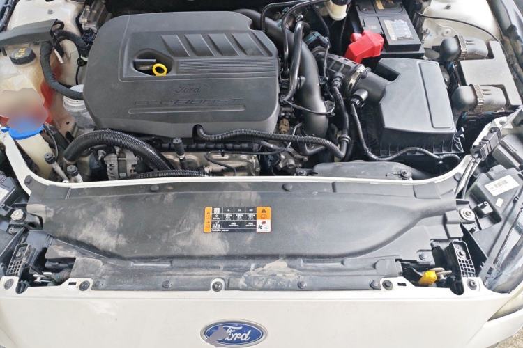 Used Ford Mondeo 2017 EcoBoost 180 Luxury Model Engine Bay