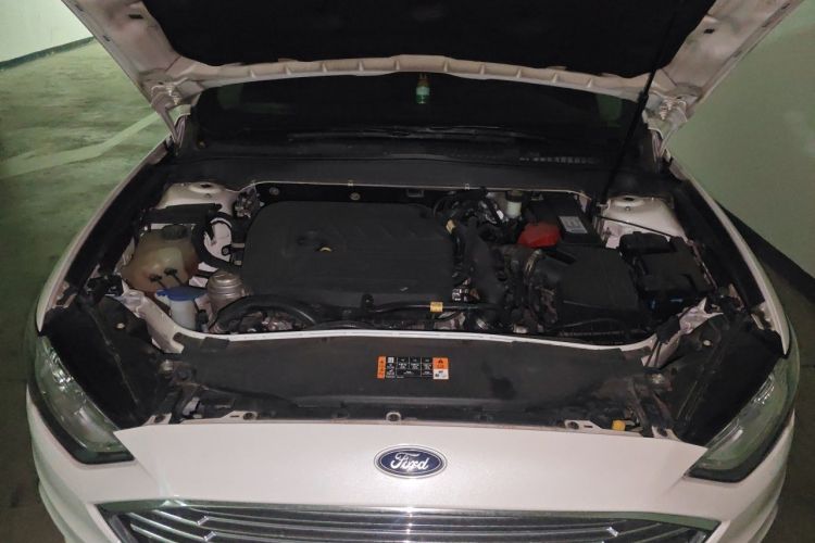 Used Ford Mondeo 2017 EcoBoost 180 Stylish Model Engine Bay