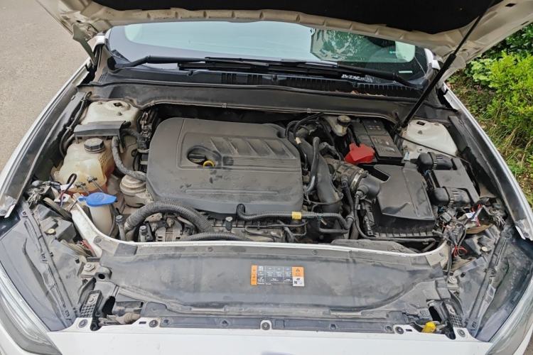 Used Ford Mondeo 2017 EcoBoost 180 Stylish Model Engine Bay