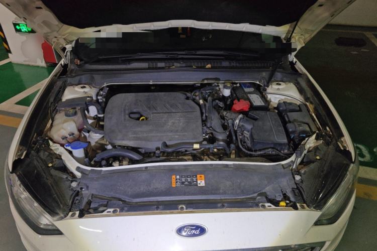 Used Ford Mondeo 2017 EcoBoost 180 Stylish Model Engine Bay