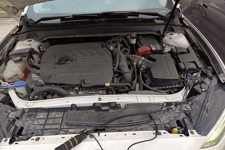 Used Ford Mondeo 2017 EcoBoost 180 Stylish Model Engine Bay