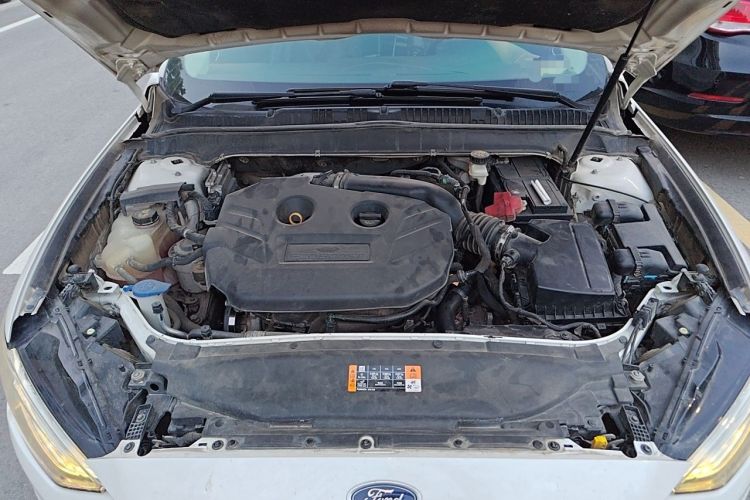 Used Ford Mondeo 2017 EcoBoost 200 Stylish Model Engine Bay