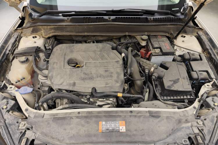 Used Ford Mondeo 2017 EcoBoost 180 Stylish Model Engine Bay