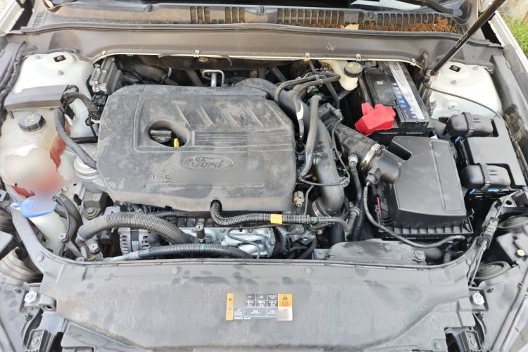 Used Ford Mondeo 2017 EcoBoost 180 Stylish Model Engine Bay