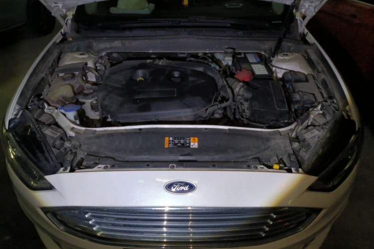 Used Ford Mondeo 2017 Facelifted EcoBoost 200 Luxury Version Engine Bay