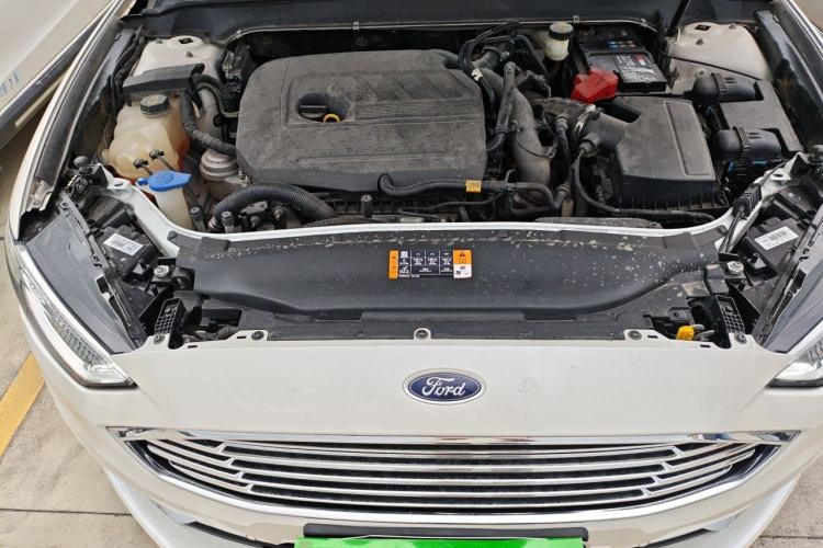 Used Ford Mondeo 2017 EcoBoost 180 Luxury Model Engine Bay