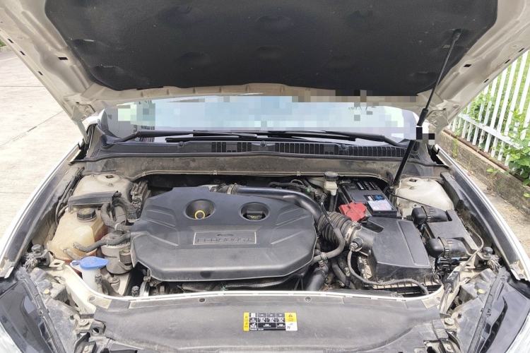 Used Ford Mondeo 2017 EcoBoost 200 Stylish Model Engine Bay