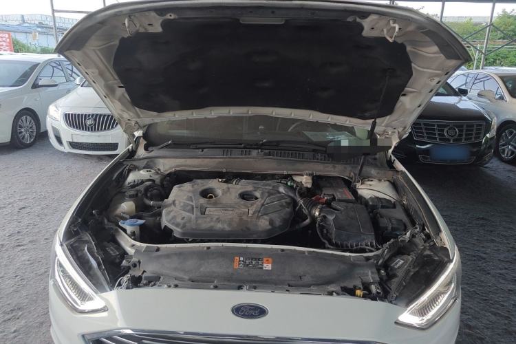 Used Ford Mondeo 2017 EcoBoost 200 Stylish Model Engine Bay