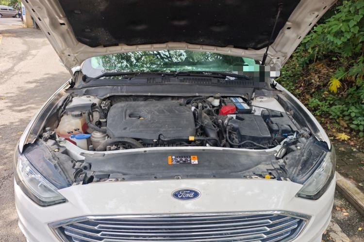 Used Ford Mondeo 2017 EcoBoost 180 Stylish Model Engine Bay