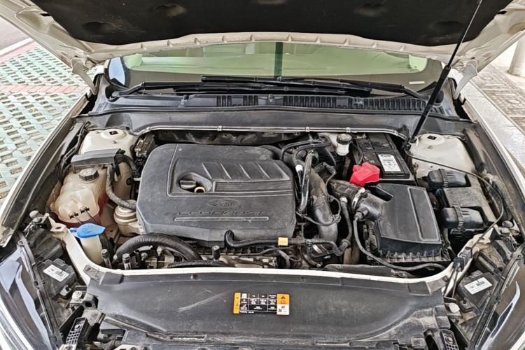 Used Ford Mondeo 2017 EcoBoost 180 Luxury Model Engine Bay