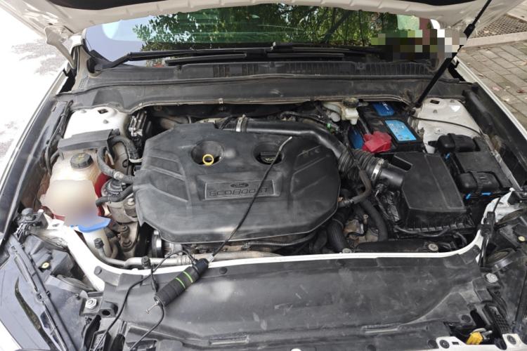 Used Ford Mondeo 2017 EcoBoost 200 Stylish Model Engine Bay