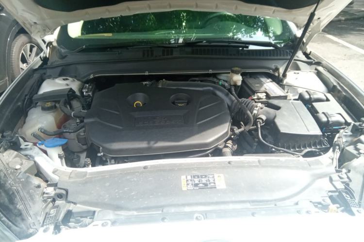Used Ford Mondeo 2017 EcoBoost 200 Stylish Model Engine Bay
