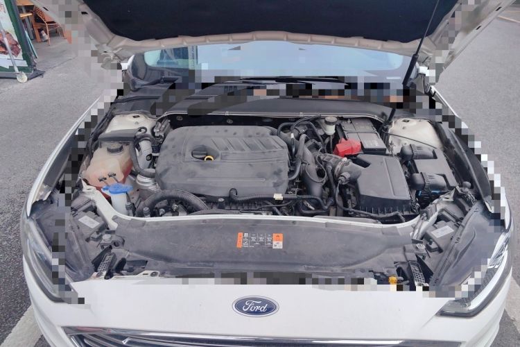 Used Ford Mondeo 2017 EcoBoost 180 Luxury Model Engine Bay