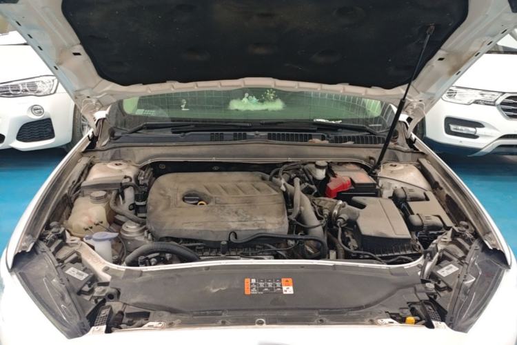 Used Ford Mondeo 2017 EcoBoost 180 Luxury Model Engine Bay