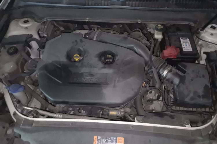 Used Ford Mondeo 2017 EcoBoost 200 Stylish Model Engine Bay