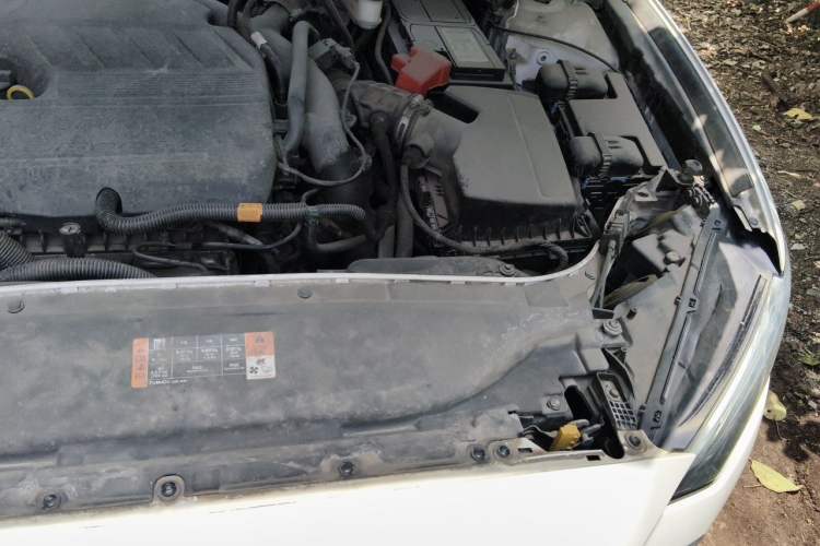 Used Ford Mondeo 2017 EcoBoost 180 Comfort Model Engine Bay Left