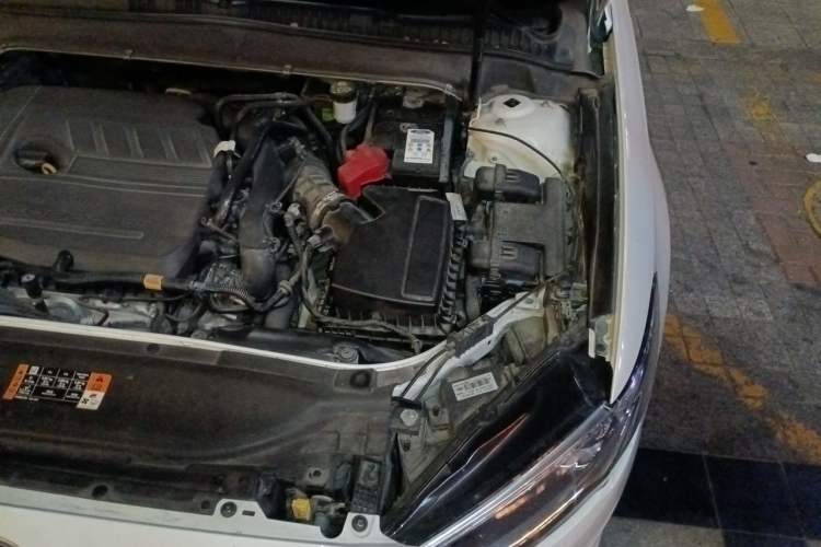 Used Ford Mondeo 2017 Restyled EcoBoost 180 Luxury Version Engine Bay Left