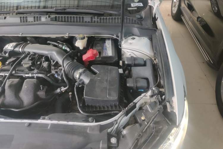 Used Ford Mondeo 2017 EcoBoost 200 Stylish Model Engine Bay Left