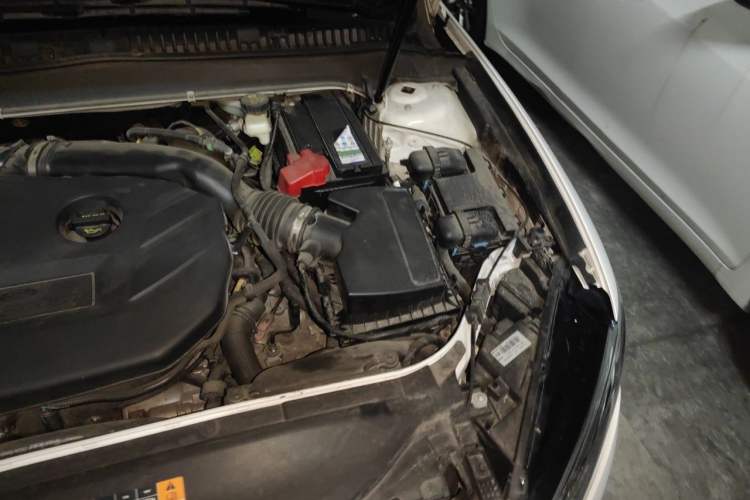 Used Ford Mondeo 2017 Facelifted EcoBoost 200 Luxury Version Engine Bay Left