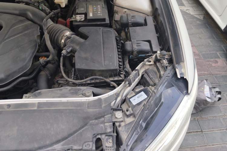 Used Ford Mondeo 2017 EcoBoost 245 Luxury Sport Model Engine Bay Left